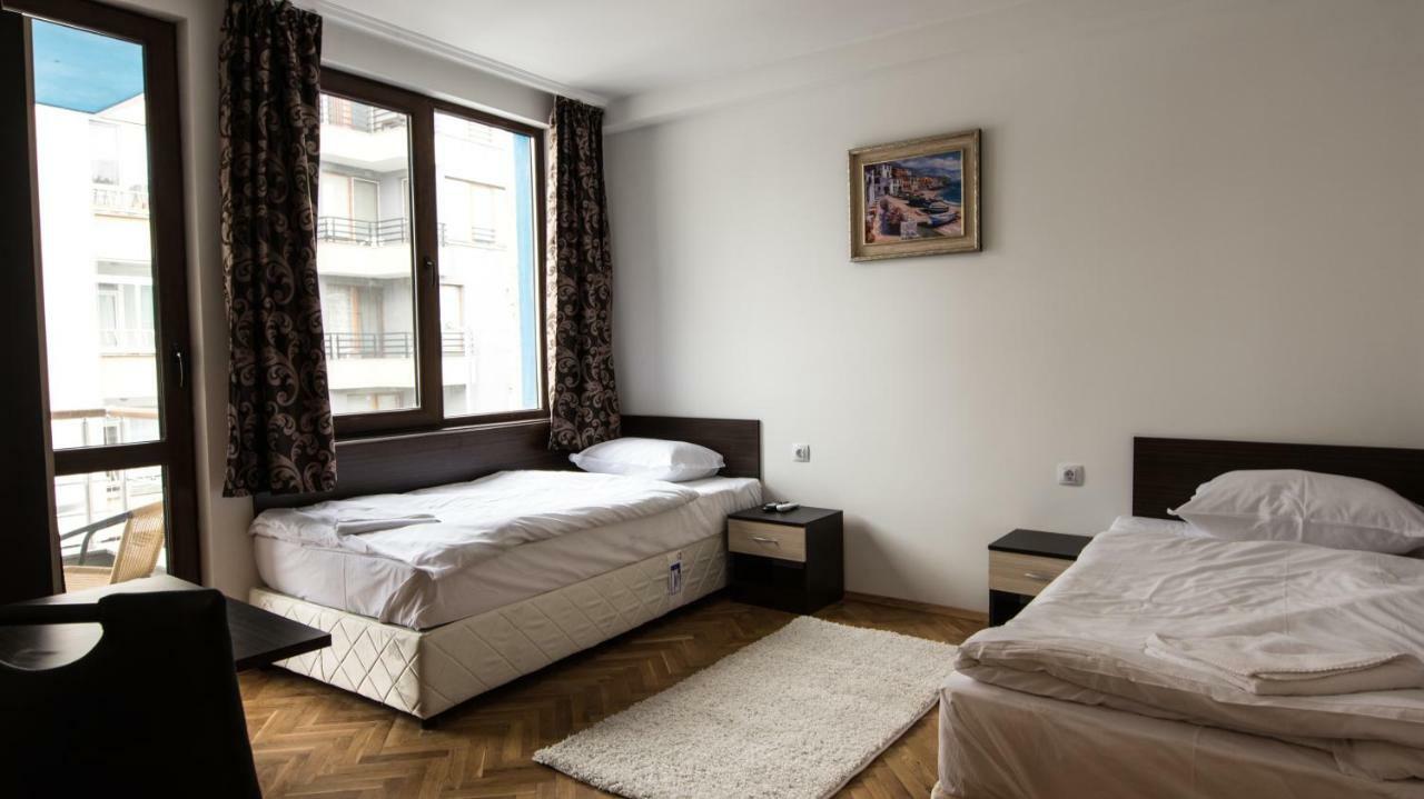Guest Rooms Old Captain Бургас Екстериор снимка
